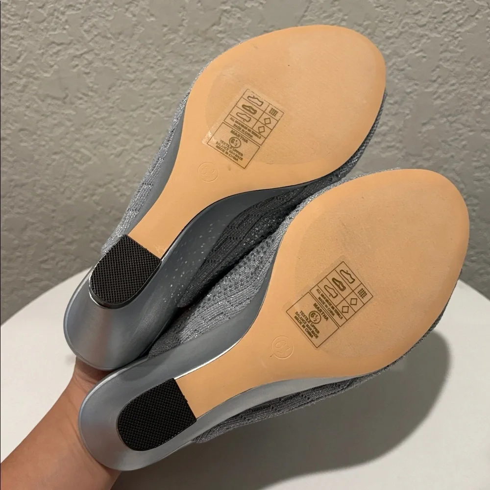 Lauren Lorraine size 6.5 Glittering Silver Wedge Mules - Picture 6 of 8